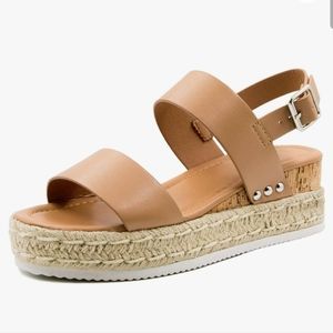 Like new platform sandals sz 11